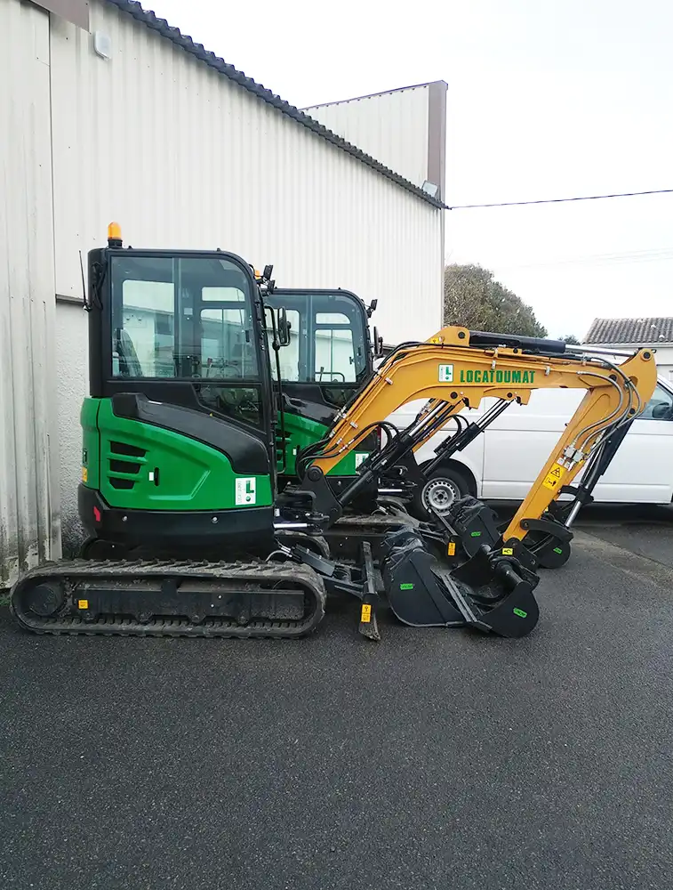 Mini excavator 2,7 T