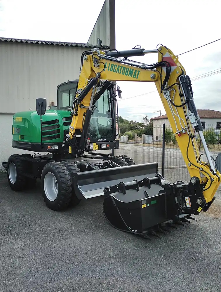 Wheeled Excavator 7T5